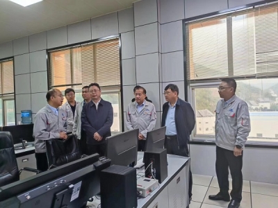 ɫټFhίӛLȺӢһе˾{(dio)Йz