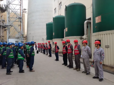 (ji)?qng)?jin)#3C(j)MAޡ(zhn)(chng)ͣЪ